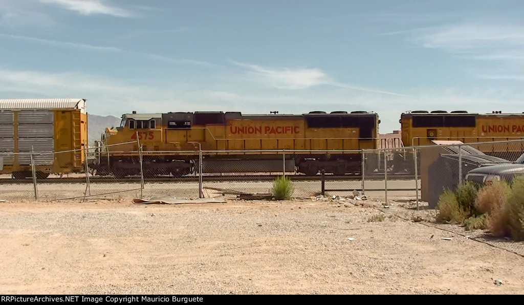 Union Pacific SD70M leading a train